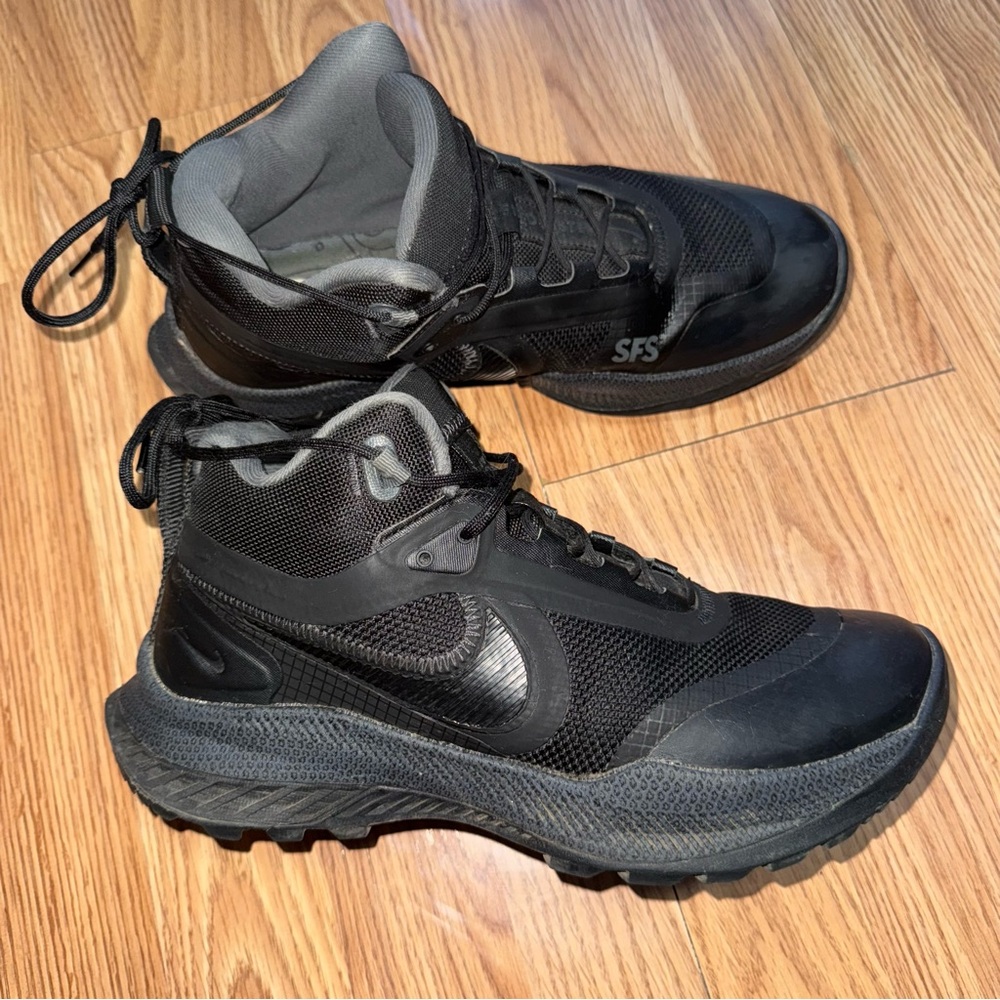 Nike React SFB Carbon "Black/Black/Anthracite" Men's Elite Outdoor Shoe